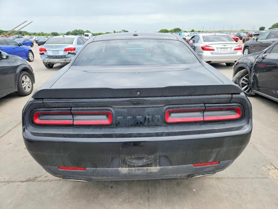2021 DODGE CHALLENGER SXT 6