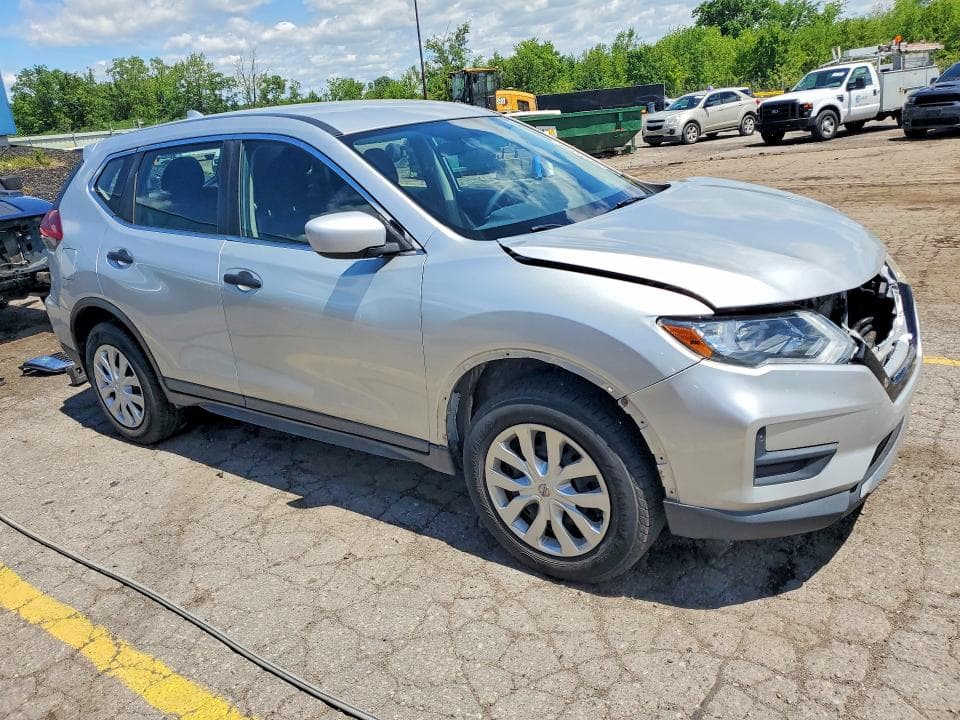 2018 NISSAN ROGUE S 4