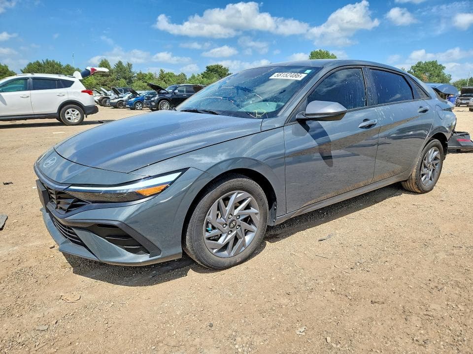 2024 HYUNDAI ELANTRA SEL - 1