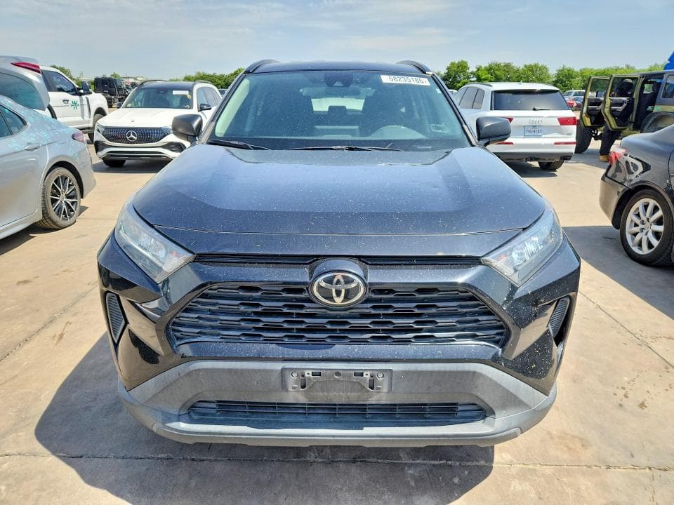 2021 TOYOTA RAV4 LE 5