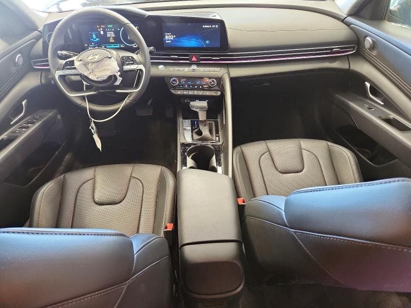 2025 HYUNDAI ELANTRA LIMITED 8