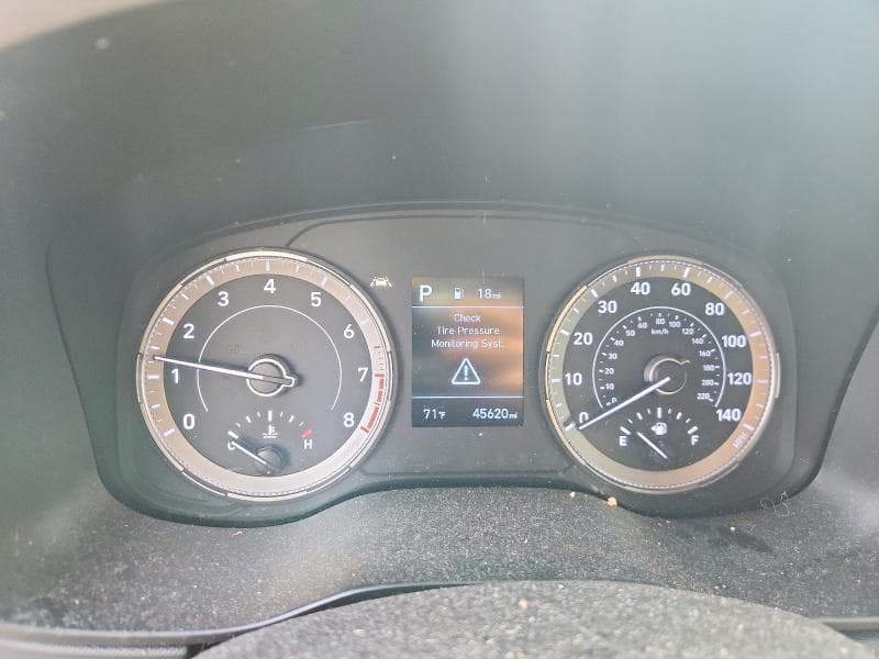 2021 HYUNDAI VENUE SE 9
