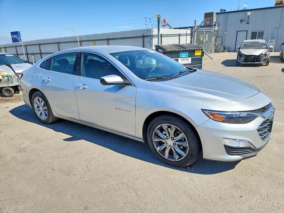 2022 CHEVROLET MALIBU LT 4