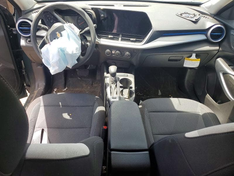2025 CHEVROLET TRAX LS 8