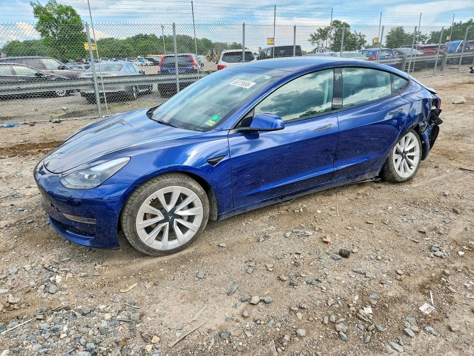 2022 TESLA 3