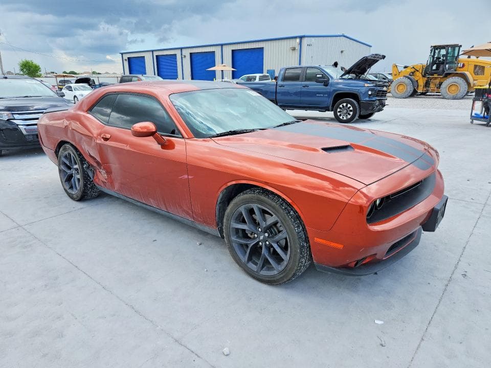 2021 DODGE CHALLENGER SXT 4
