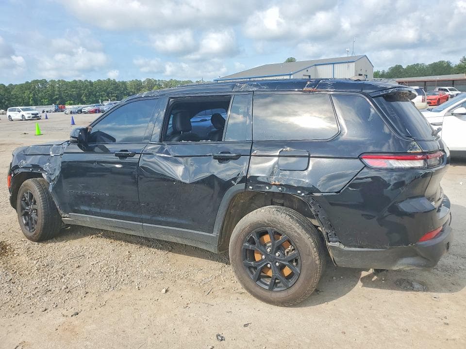 2024 JEEP GRAND CHEROKEE L LAREDO 2