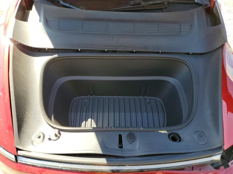 2026 TESLA MODEL Y 11