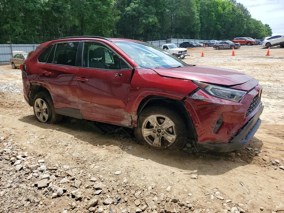 2020 TOYOTA RAV4 XLE 4