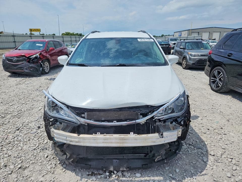 2019 CHRYSLER PACIFICA TOURING L 5