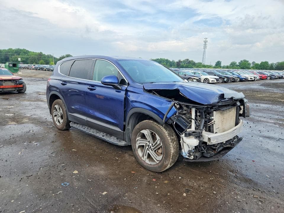 2021 HYUNDAI SANTA FE SE 4
