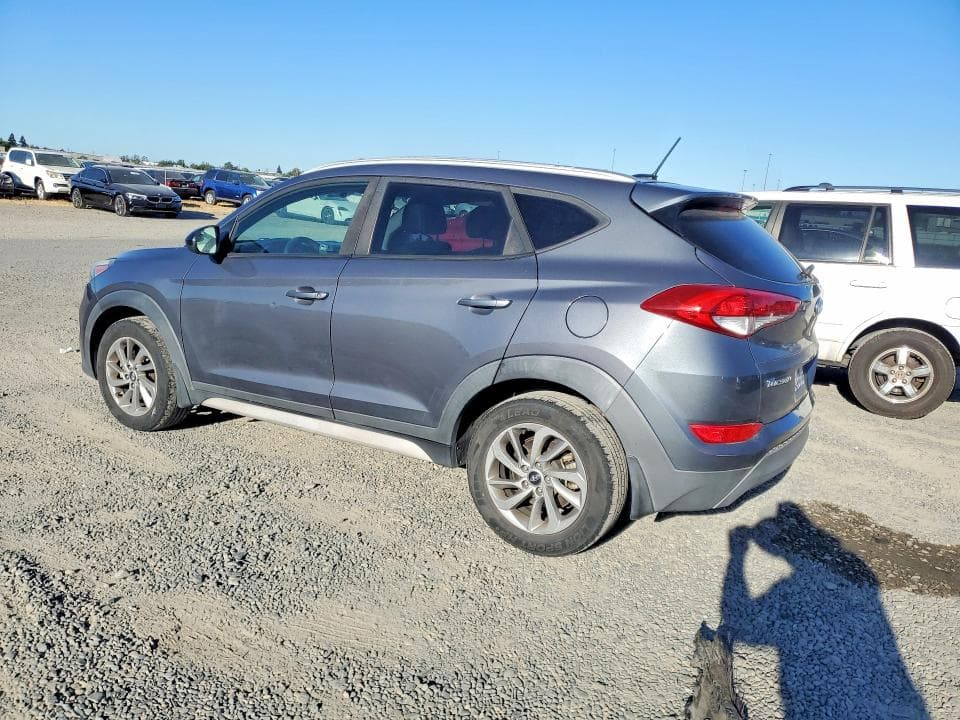2017 HYUNDAI TUCSON SE 2