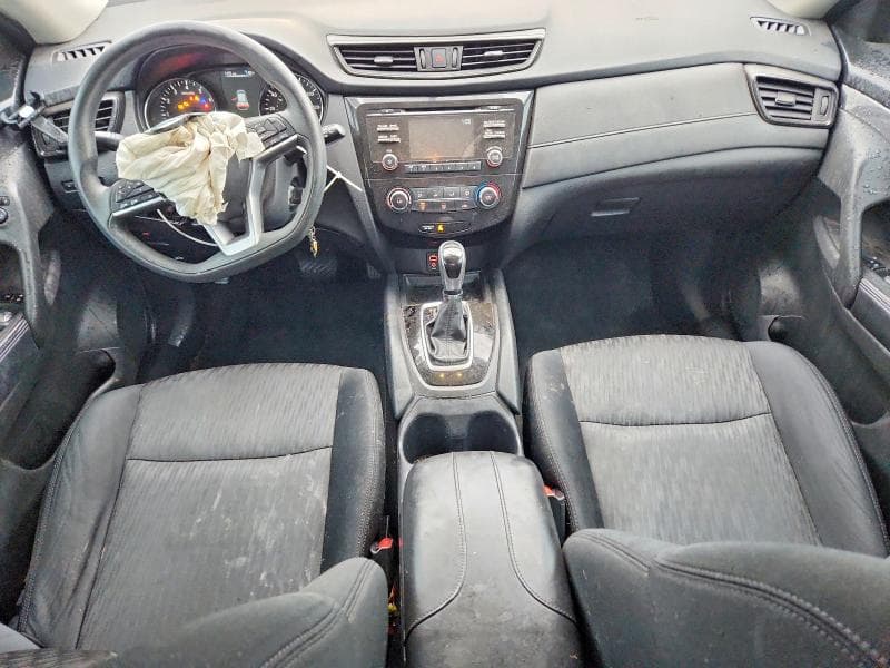 2017 NISSAN ROGUE S 8