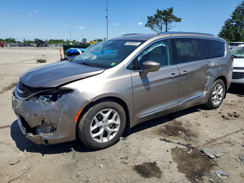 2017 CHRYSLER PACIFICA - 1