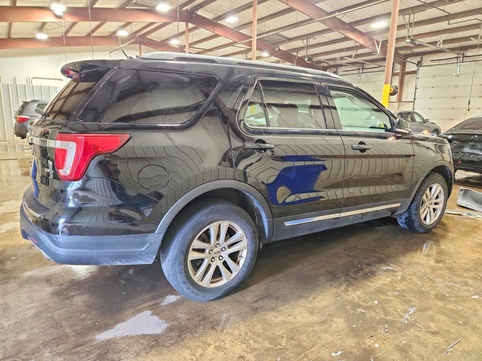 2018 FORD EXPLORER XLT 3