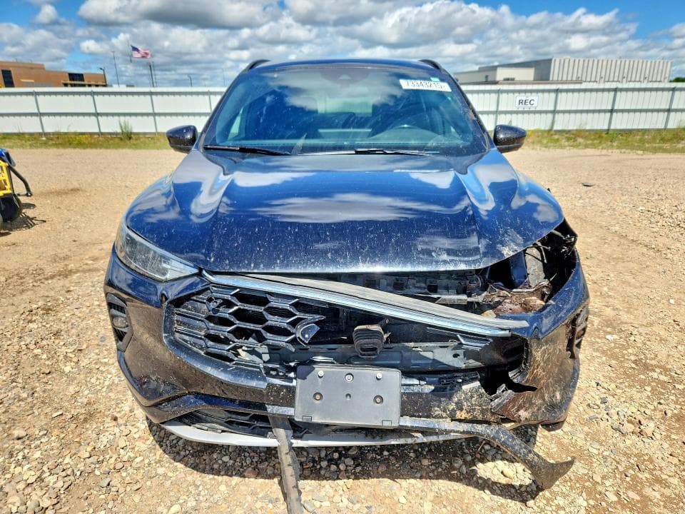 2024 FORD ESCAPE ST LINE SELECT 5