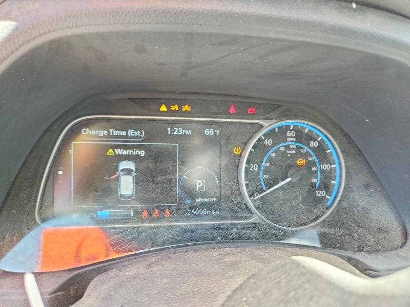 2025 NISSAN LEAF S 9