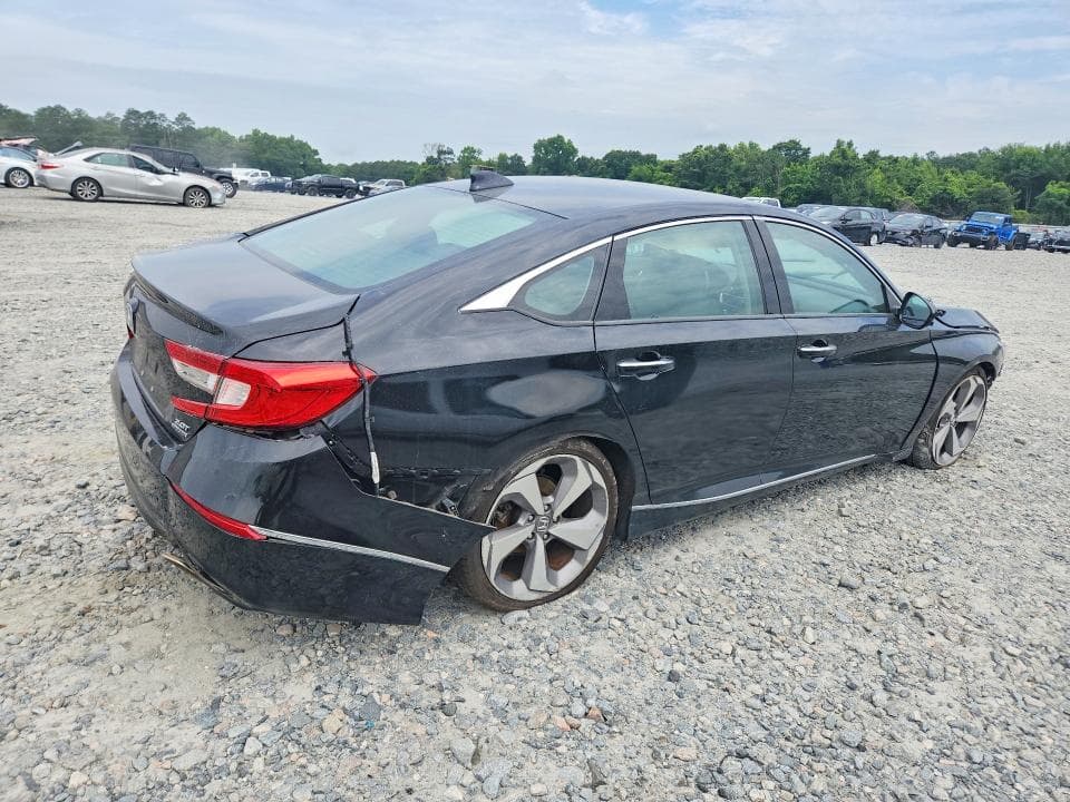2018 HONDA ACCORD 3