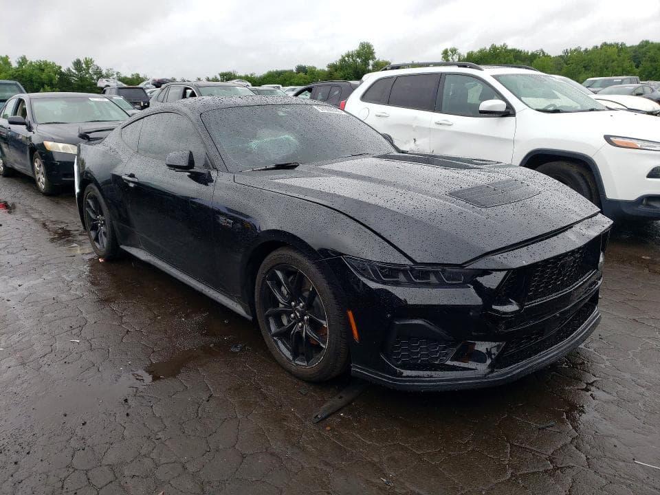 2025 FORD MUSTANG GT 4