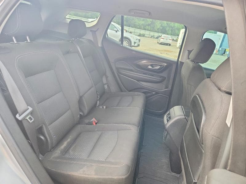 2022 GMC TERRAIN SLE 11