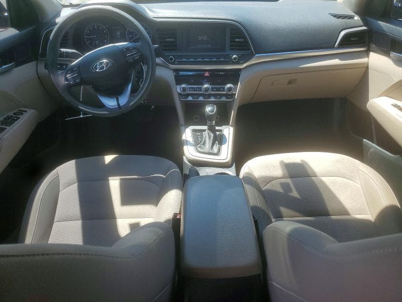 2020 HYUNDAI ELANTRA SE 8