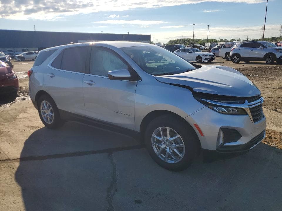 2022 CHEVROLET EQUINOX LT 4