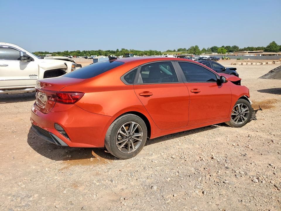 2023 KIA FORTE LXS 3