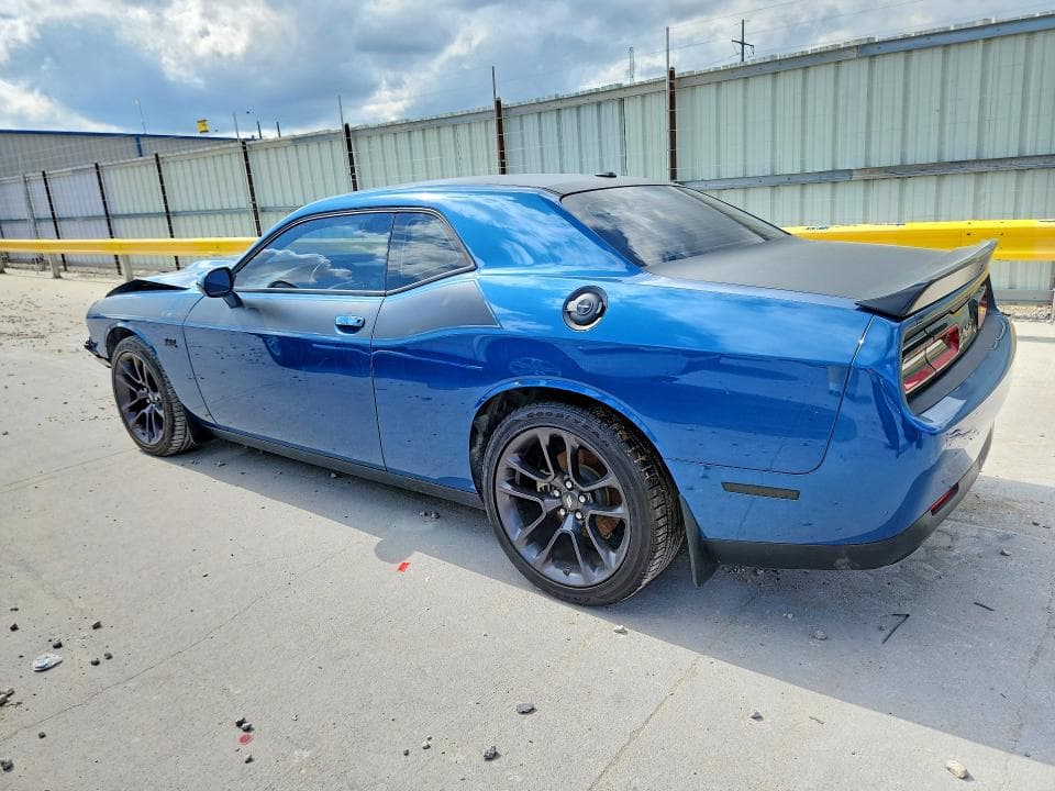 2022 DODGE CHALLENGER R 2