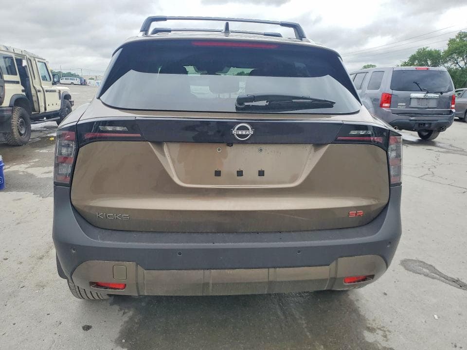 2026 NISSAN KICKS SR 6