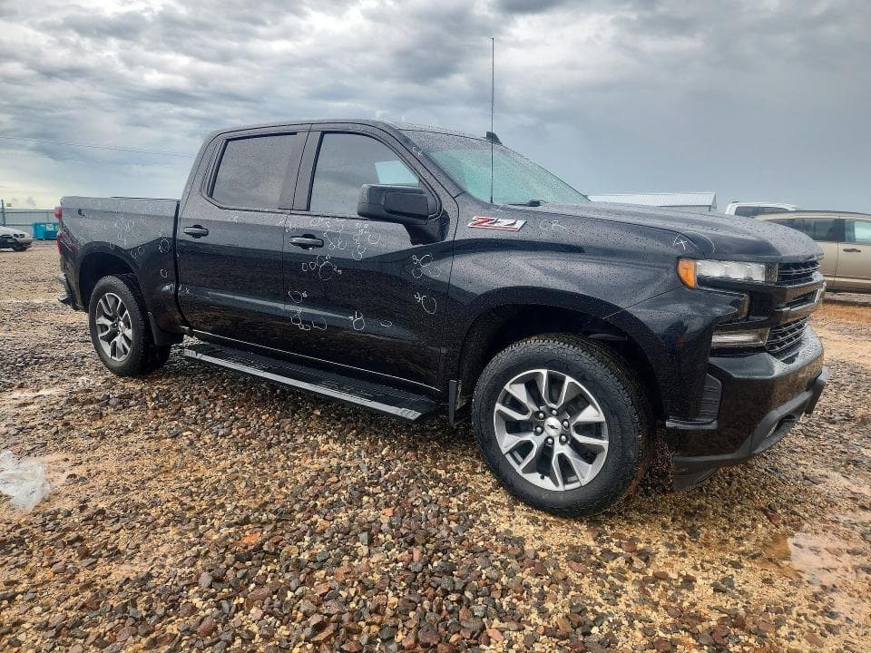 2019 CHEVROLET SILVERADO K1500 RST 4