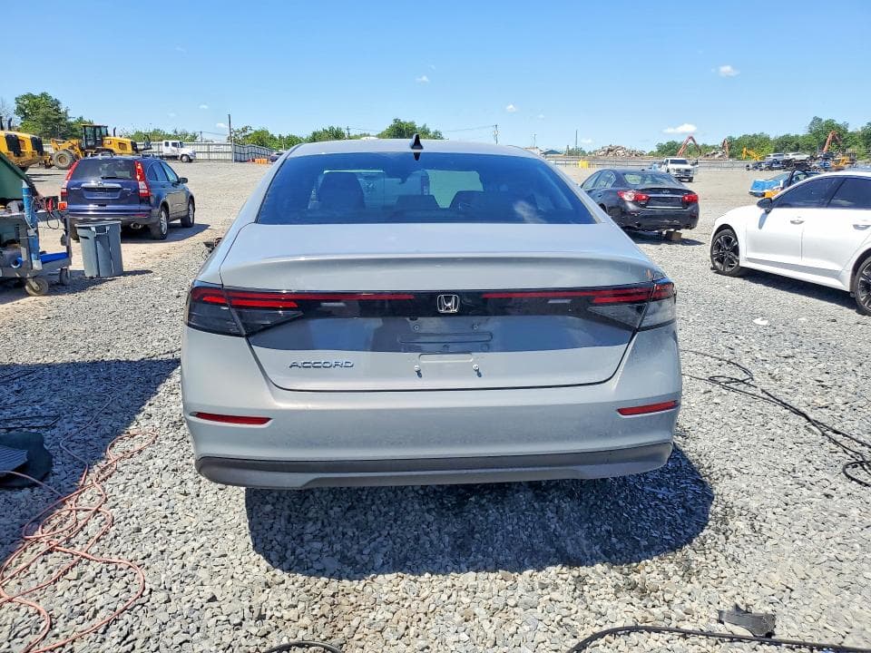 2025 HONDA ACCORD SE 6