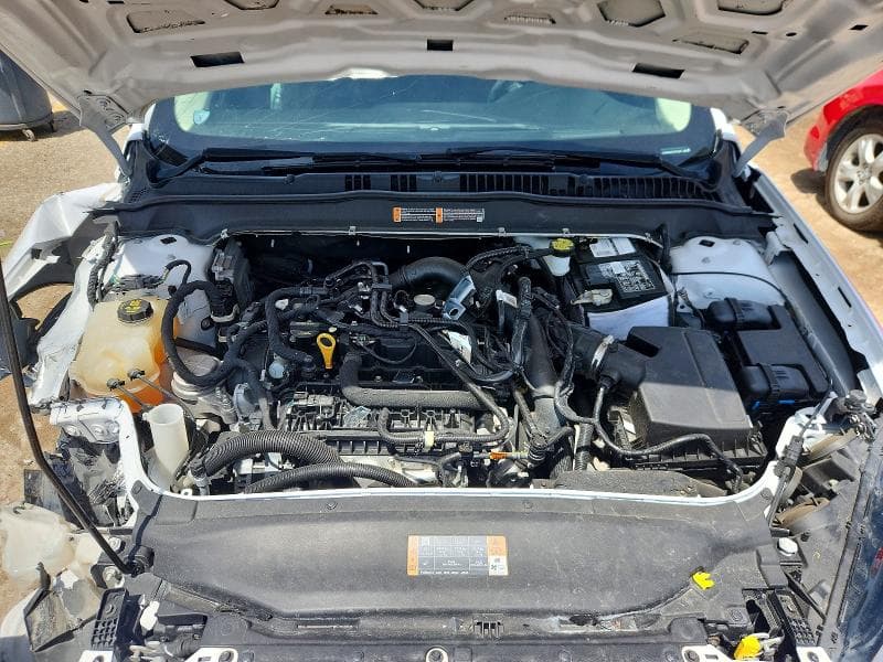2020 FORD FUSION SE 11