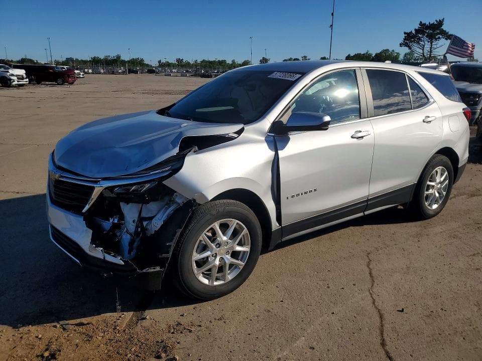 2022 CHEVROLET EQUINOX LT - 1