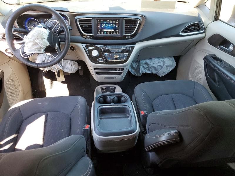 2018 CHRYSLER PACIFICA TOURING PLUS 8