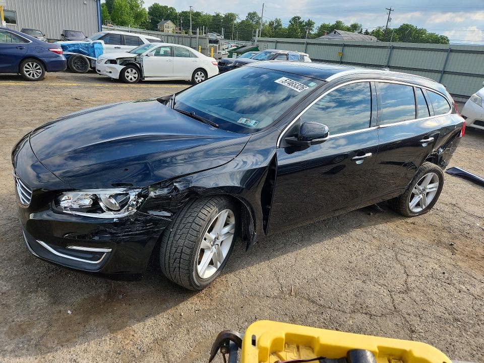 2015 VOLVO V60 PREMIER