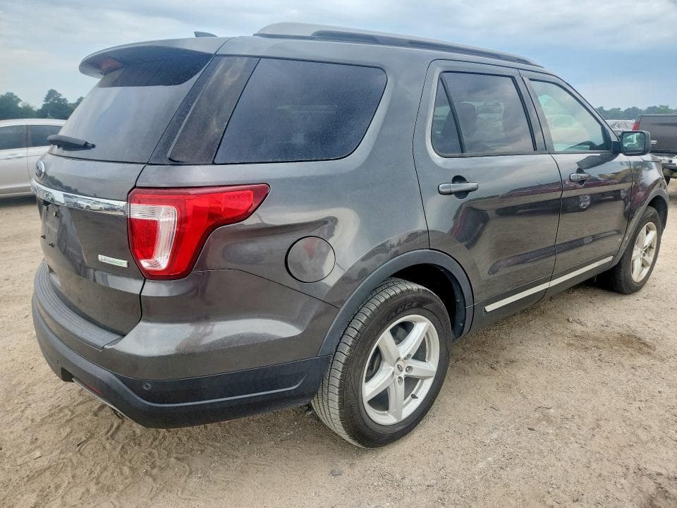 2019 FORD EXPLORER XLT 3