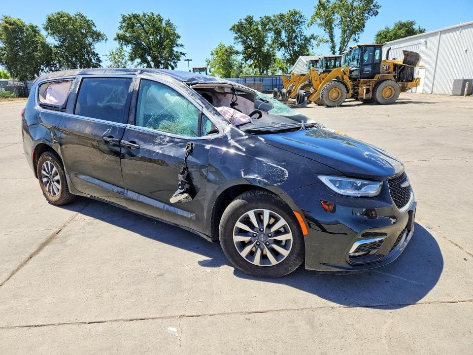 2024 CHRYSLER PACIFICA HYBRID SELECT 4
