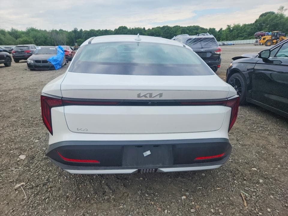 2026 KIA K4 LXS 6