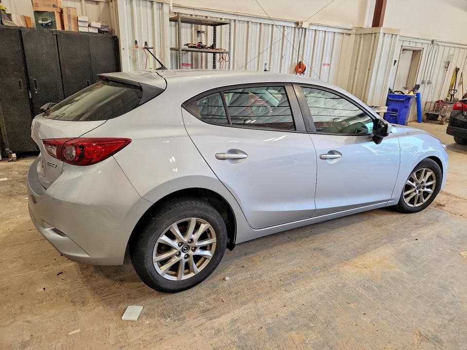 2017 MAZDA 3 SPORT 3