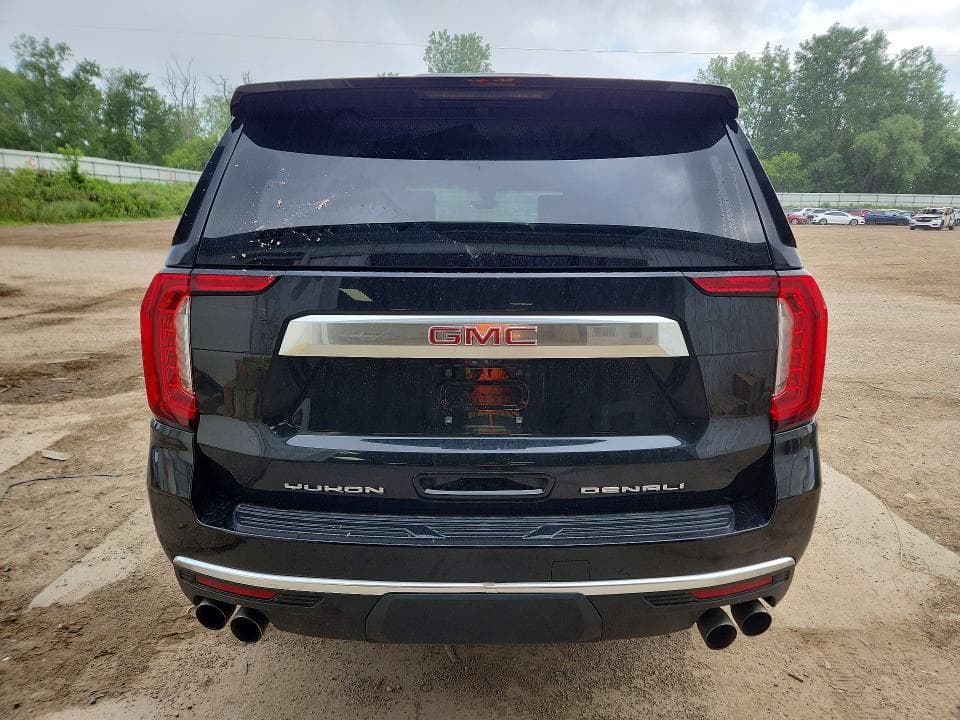 2021 GMC YUKON DENALI 6