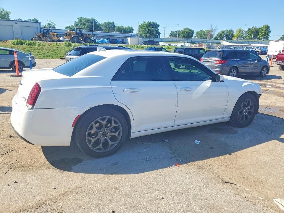 2018 CHRYSLER 300 S 3