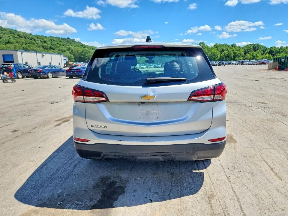 2022 CHEVROLET EQUINOX LS 6