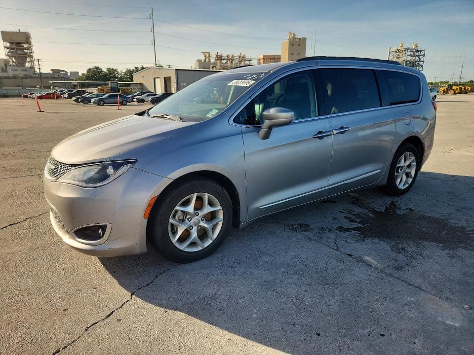 2017 CHRYSLER PACIFICA TOURING L - 1