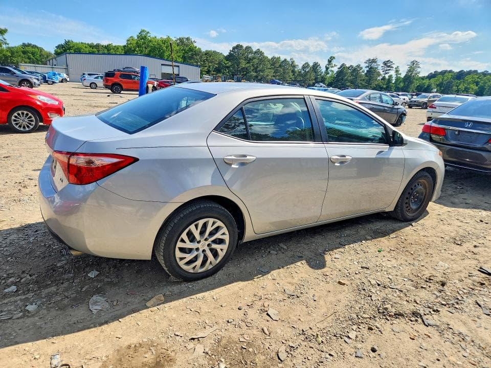2019 TOYOTA COROLLA LE 3