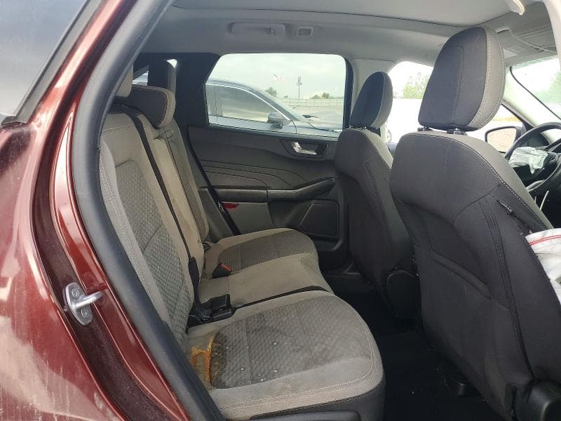 2021 FORD ESCAPE SE 11