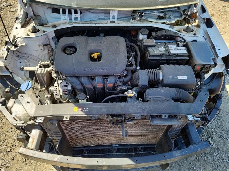 2019 HYUNDAI ELANTRA SE 11