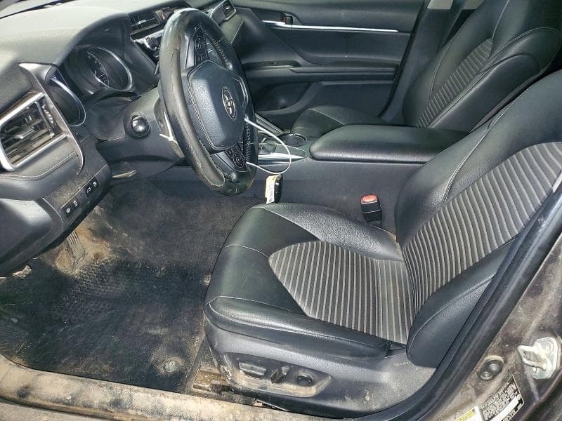 2018 TOYOTA CAMRY SE 7