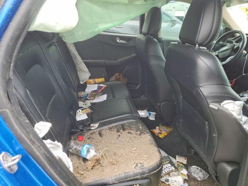 2020 FORD ESCAPE SEL 10