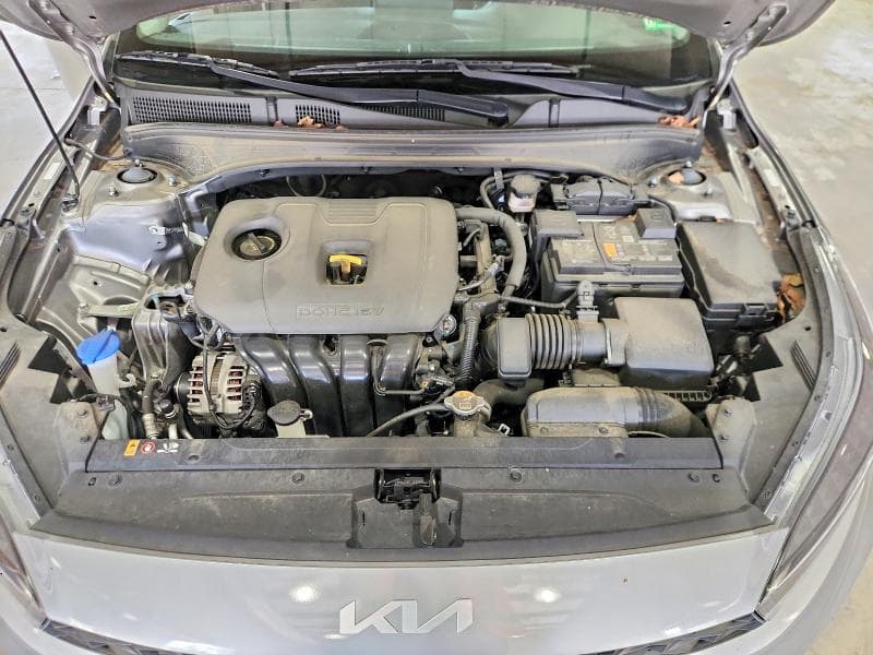 2023 KIA FORTE LXS 11