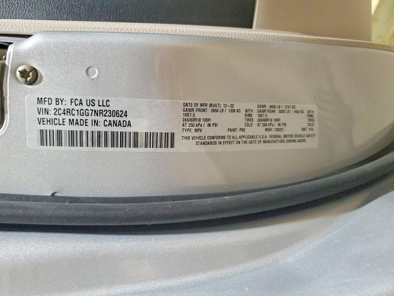2022 CHRYSLER PACIFICA LIMITED 13